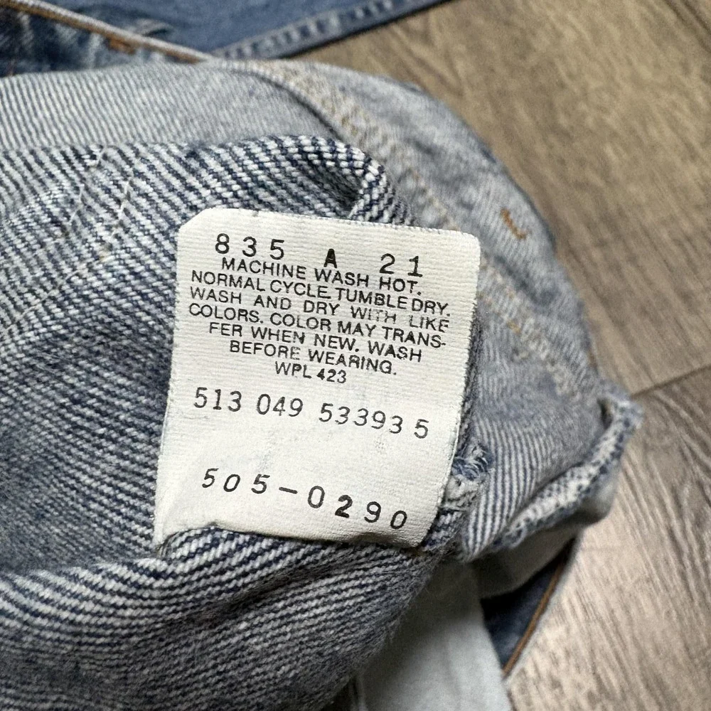 Vintage Levis 505 Jeans Mens 32x30 Blue Denim Regular Fit Straight Leg USA 90s